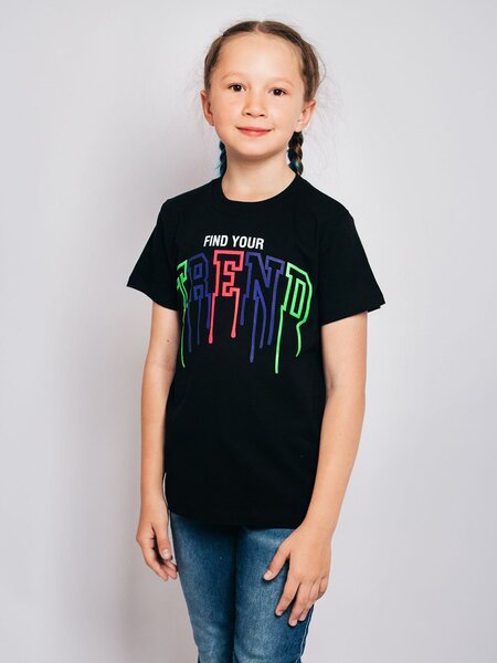 Футболка Девочкам Be friends Чёрный Надпись (фото 1)