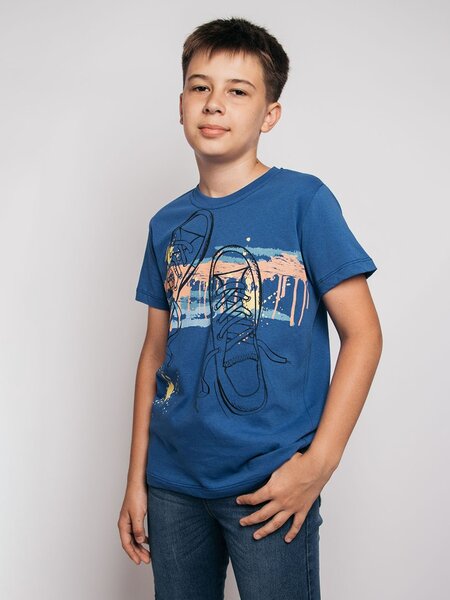 Футболка Мальчикам Be friends Синий Кеды (фото 1)